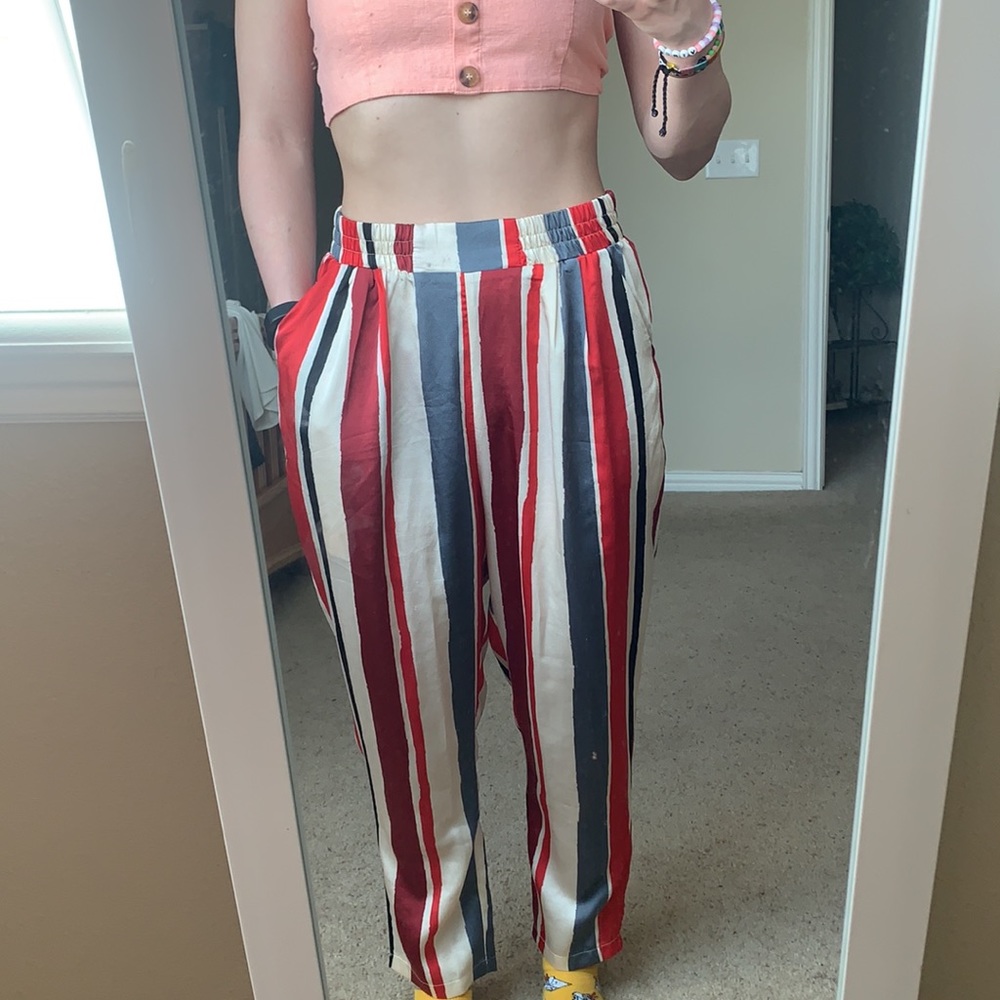 Pretty Little Thing pants - Picture 2 of 7
